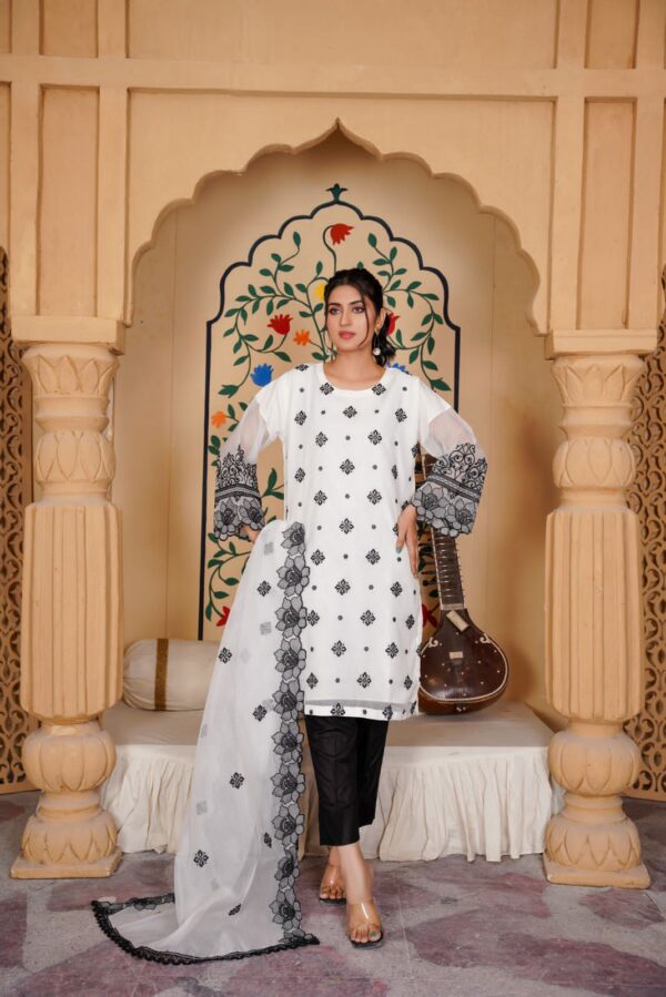 Khaddi Net 3 Pc Dress