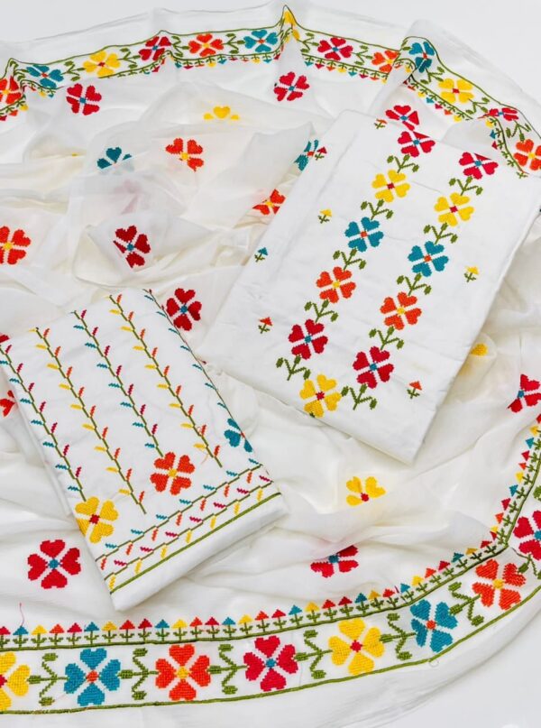 Lawn 3 PC Dress