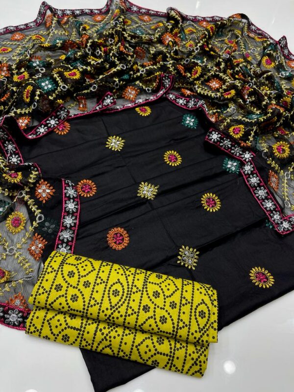 Unstitch Lawn 3 PC